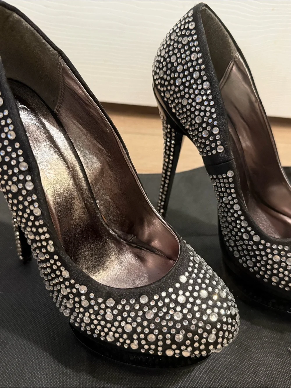 Source Unknown Black Crystal-Studded Platform Stiletto Heels